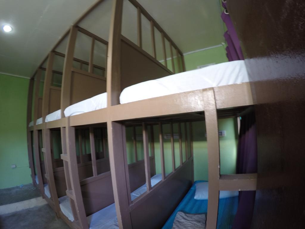 Malapascua Budget Inn Mbi Dive Center Extérieur photo